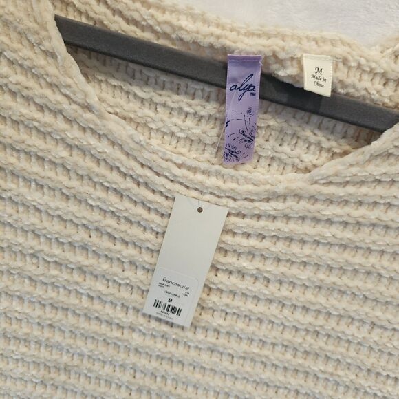 Alya Franchesca's Boutique Chenille Colorblock Cable Knit Sweater Cream Gray M - Picture 3 of 7